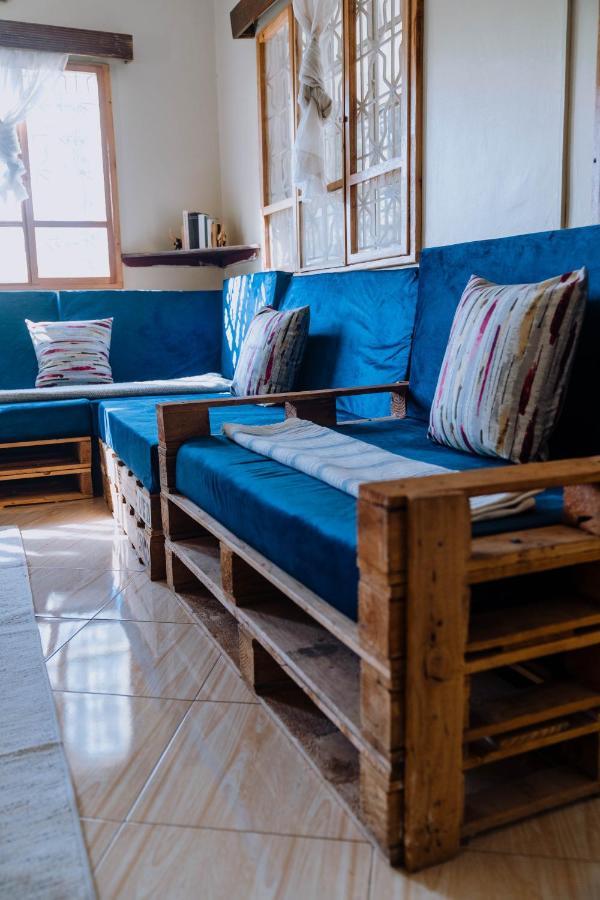 Mkoani Homestay Моши Экстерьер фото