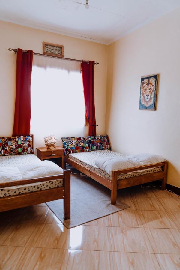 Mkoani Homestay Моши Экстерьер фото