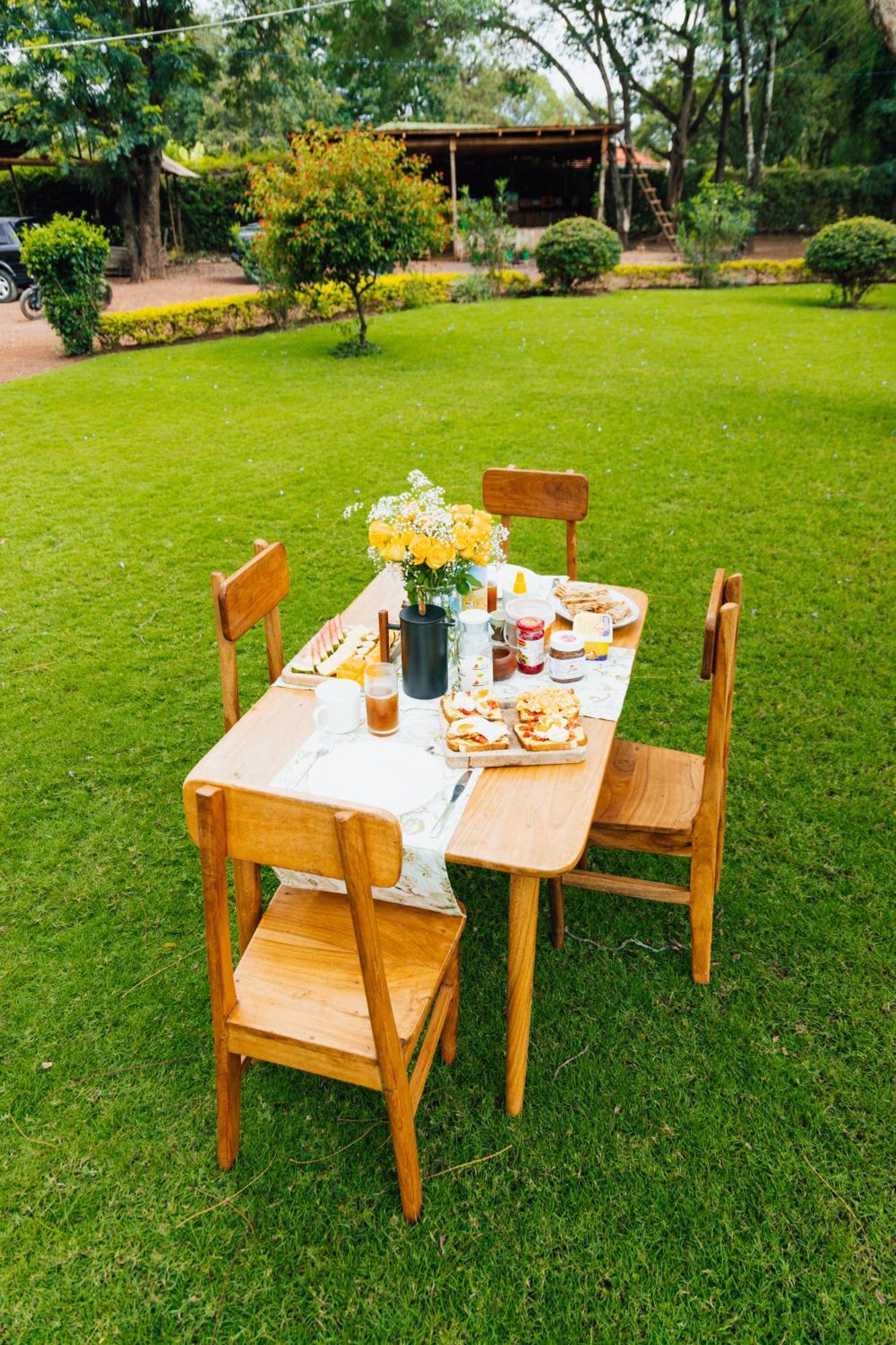 Mkoani Homestay Моши Экстерьер фото